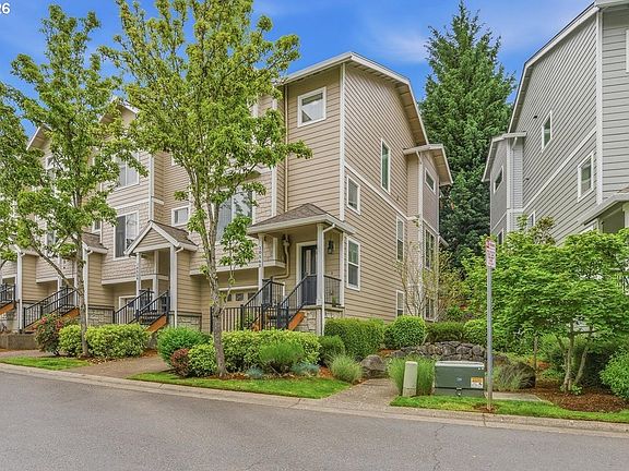 2nd image of 10565 NE Avery Way