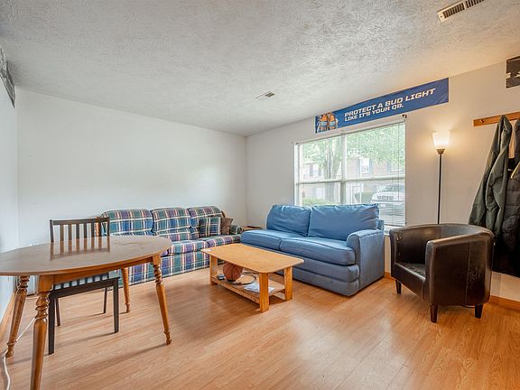 5th image of 169 Clover Valley Cir