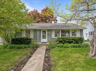 1042 Alfini Dr, Des Plaines, IL 60016