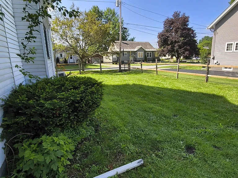87 Temple St #1 — Photo 33
