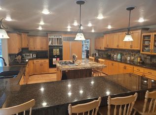 885 N Swiss Farm Cir, Midway, UT 84049