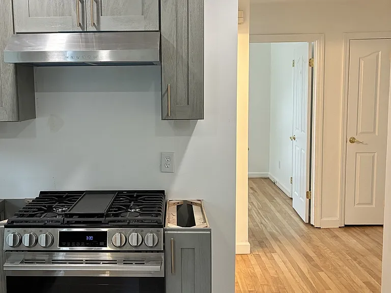 605 Briarcliff Ave #1 — Photo 8