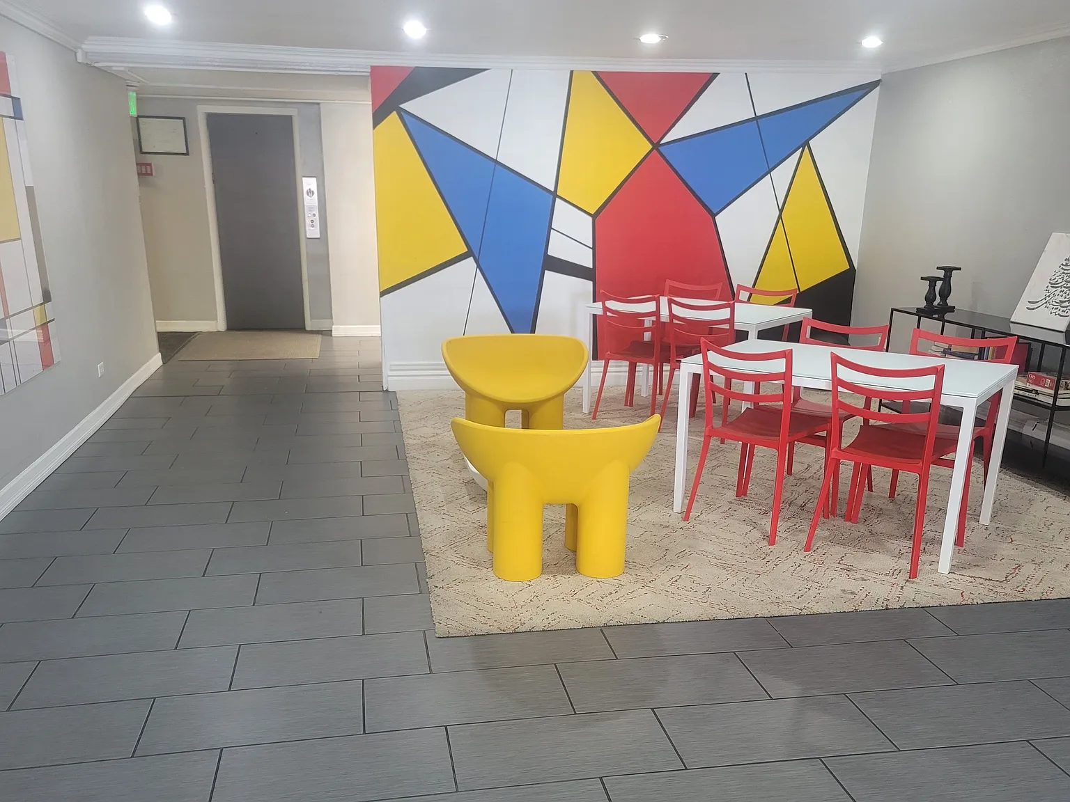 Mondrian Colorado — Photo 3