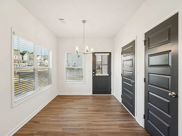 Quinn Residences at Dorchester Place — Photo 230