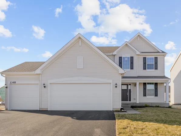 1348 Madsen St, Elburn, IL 60119