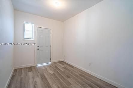 5th image of 1561 Jefferson Ave APT 2