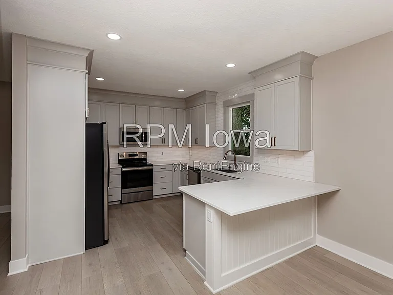 14440 Briarwood Ln — Photo 11