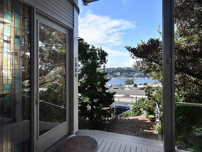 1964 Harvard Ave E #FURNISHED — Photo 15