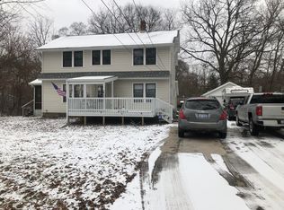 272 24th St N, Springfield, MI 49037