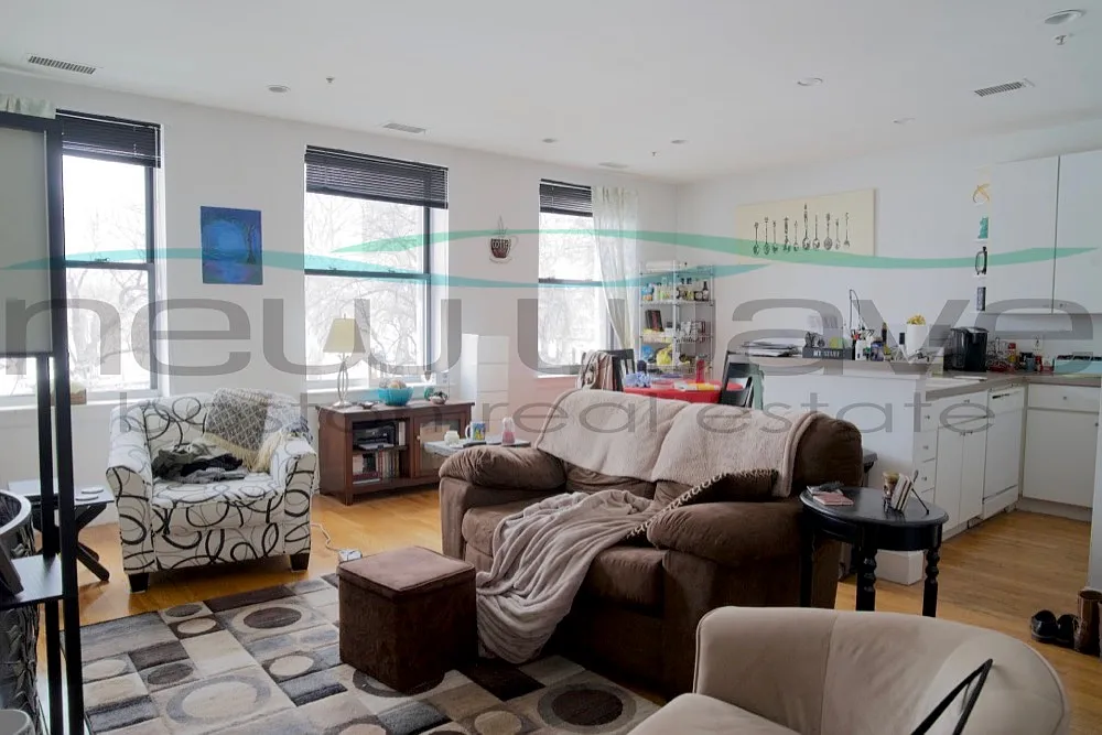 1 bed, 650 sqft, $2,700 — Photo 1