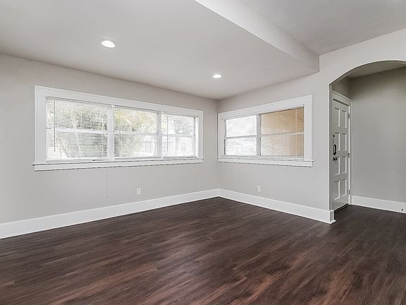 3rd image of 117 27th St S