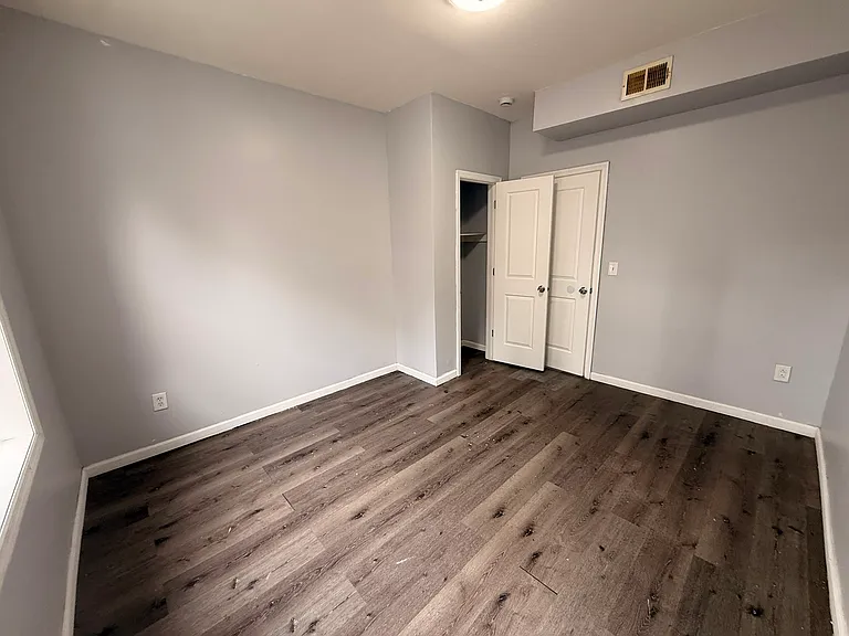 122 Wade St #1E — Photo 2
