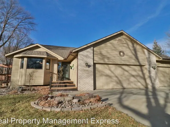 2301 S Roosevelt Ave, Sioux Falls, SD 57106