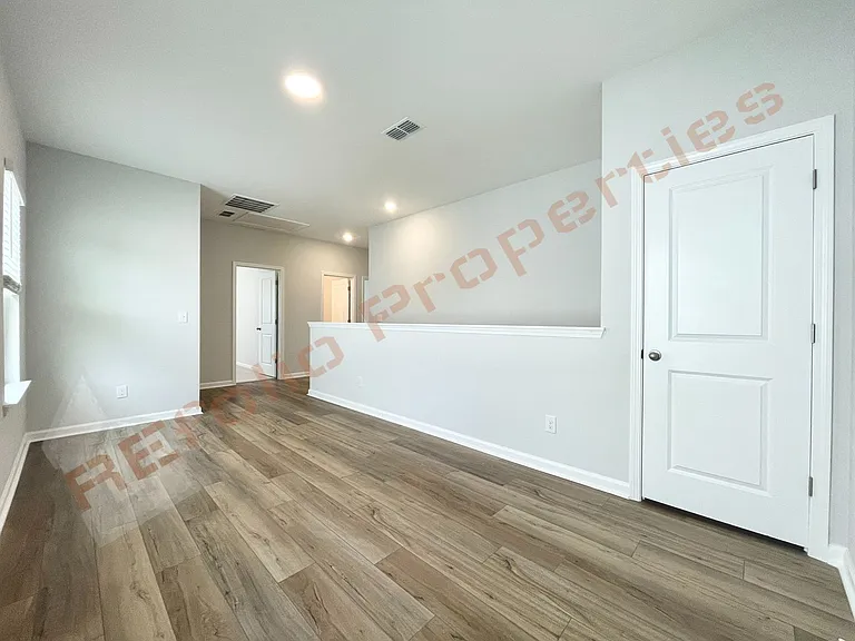 1605 Immagene Way — Photo 16