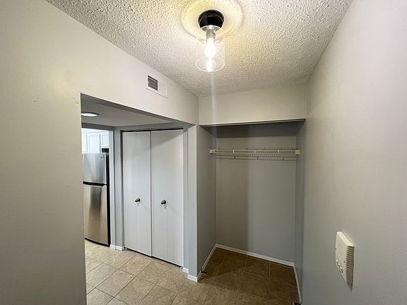 3rd image of 2700 W Willowlake Dr APT 101