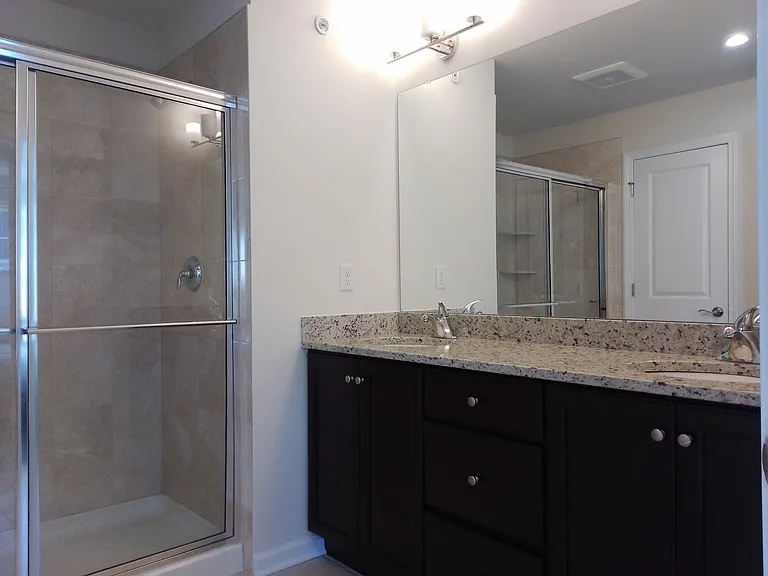 1701 Evans Ln — Photo 8