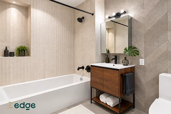 Bathroom, photo 1