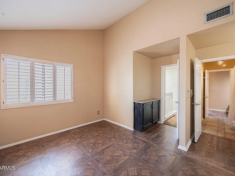 1650 N Ventura Ln — Photo 26