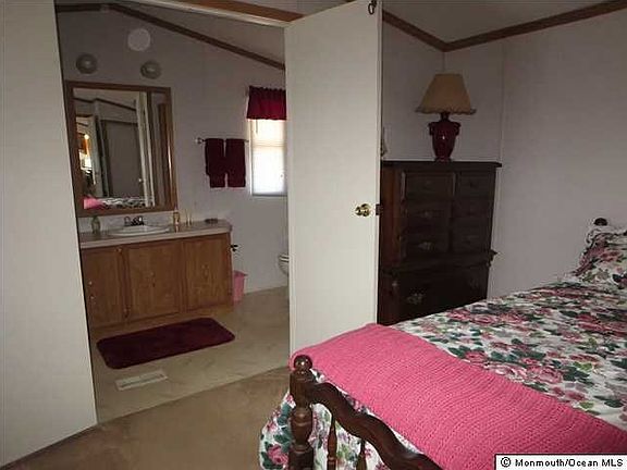 3rd image of 36 Brookside Way