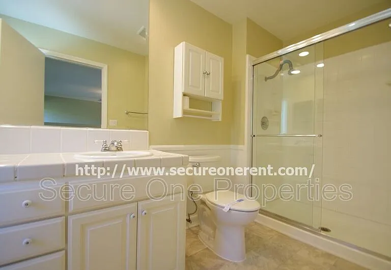 5827 Fairhaven Ave — Photo 23