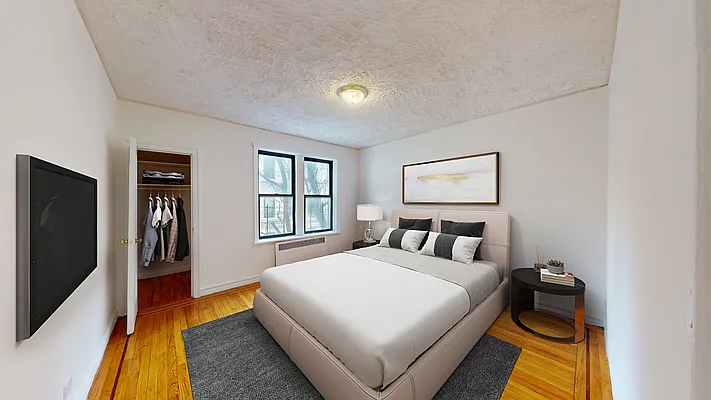 Rented by Bond New York | media 13