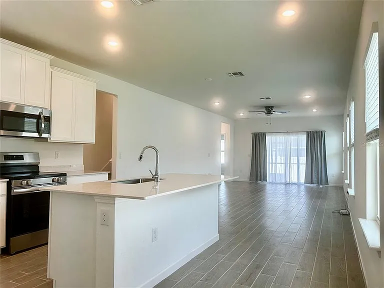 4530 NW 14th Loop — Photo 16