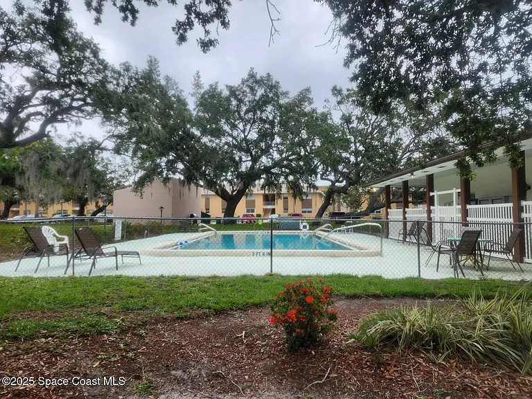 3135 Shady Dell Ln #212 — Photo 37