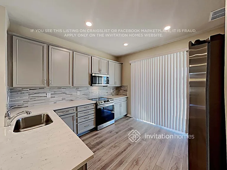 7603 Pool Compass Loop — Photo 7