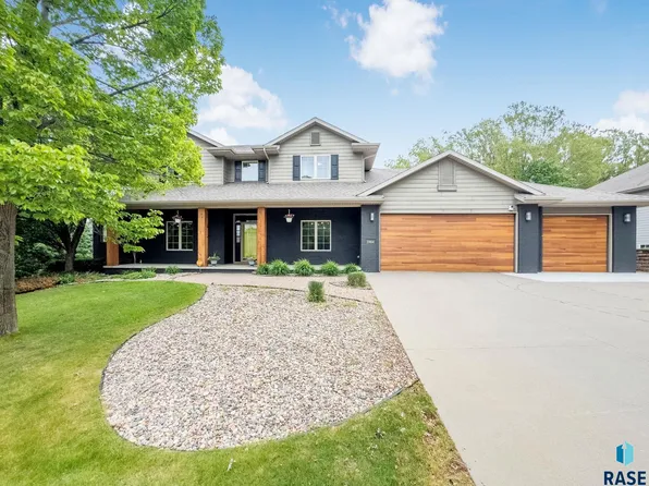 5904 S Deer Park Dr, Sioux Falls, SD 57108