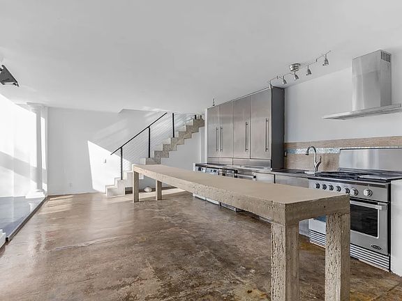 4th image of 21 S End Ave APT 204
