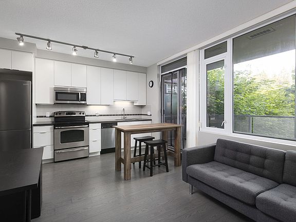 3rd image of 9025 Highland Ct #307