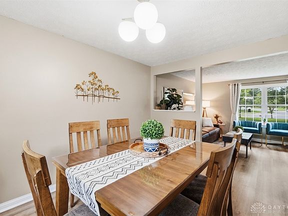 5th image of 6629 Pin Oak Ct