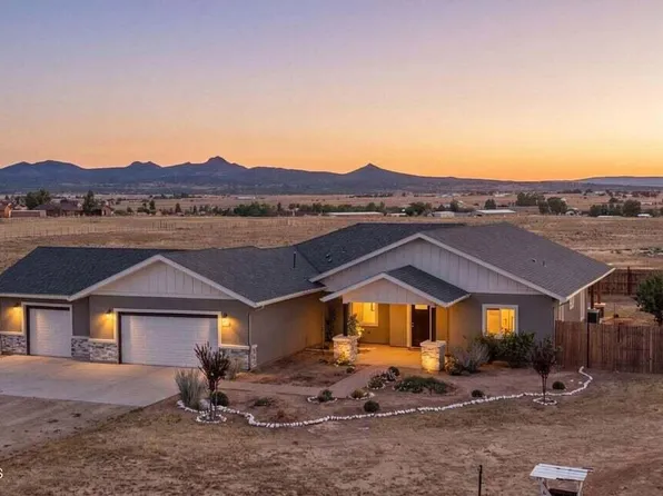 26180 N Vineyard Lane, Paulden, AZ 86334