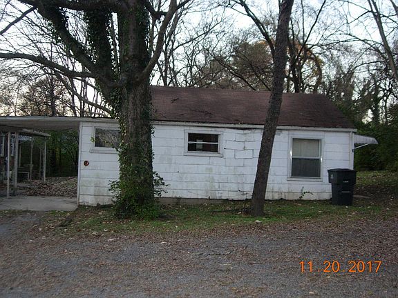 3rd image of 712 Woodmere Dr