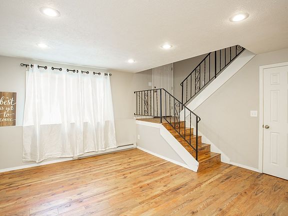 5th image of 1006/1008 E Courtland Ave