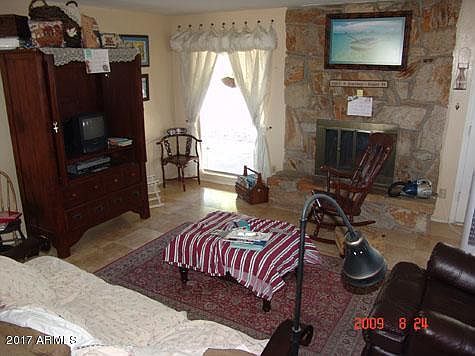 1st image of 3101 E Claire Dr