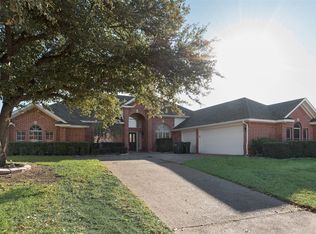 6717 Ridge Estates Ct, Arlington, TX 76001