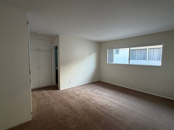 3rd image of 18555 Collins St #24