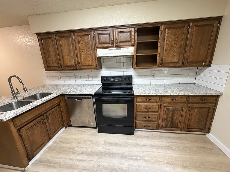 6316 Peggy Dr — Photo 6