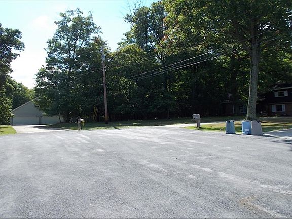 5th image of 6420 Glenwillow Dr