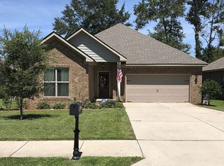 7699 Kari Ln, Daphne, AL 36526