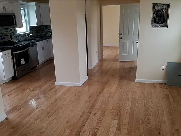 2nd image of 98 Seville St #2
