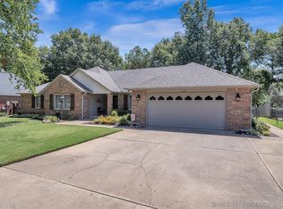 11207 S 93rd East Ave, Bixby, OK 74008