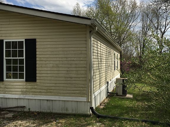 2nd image of 376 Pebble Creek Dr