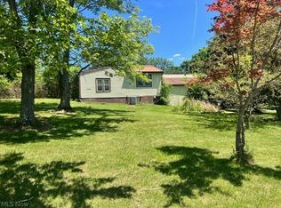 2860 Run A Round Rd NE, Junction City, OH 43748