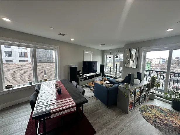 2 bed, 856 sqft, $3,875 — Photo 1