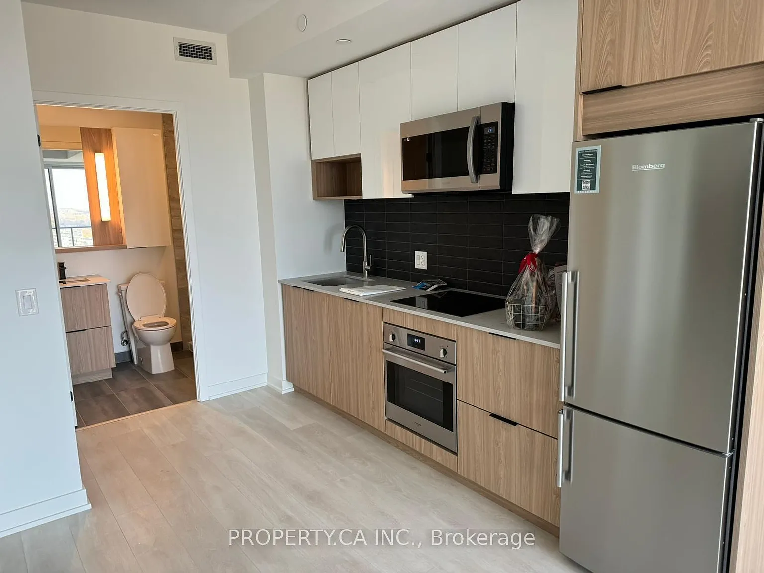 1 bed, $2,000 — Photo 1