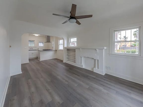 2nd image of 4463-4469 48th St #4463