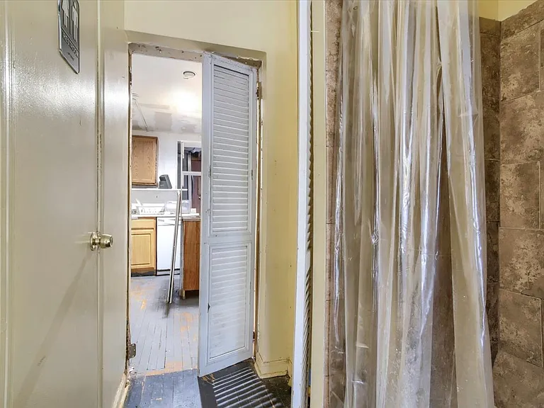 78 Burd St #2 — Photo 10
