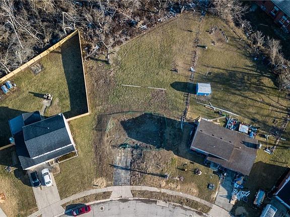 3rd image of 5610 Olive Tree Dr